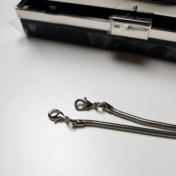 Rachel Zoe Deco Inspired Glossy Black Clutch - Picture 13 of 14